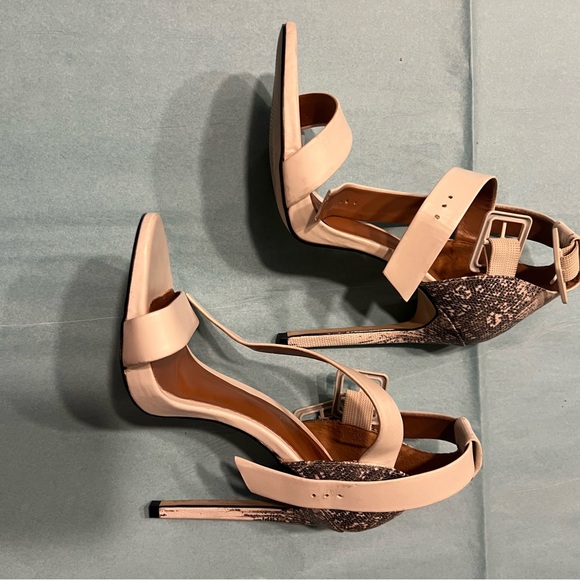 Aldo white snake ankle strap heels size 9 - Picture 2 of 10